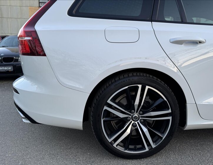 Volvo V60 Kombi 2,0 l 110 kw