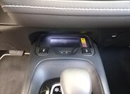 Toyota Corolla Sedan / Limuzína 1,8 l 72 kw