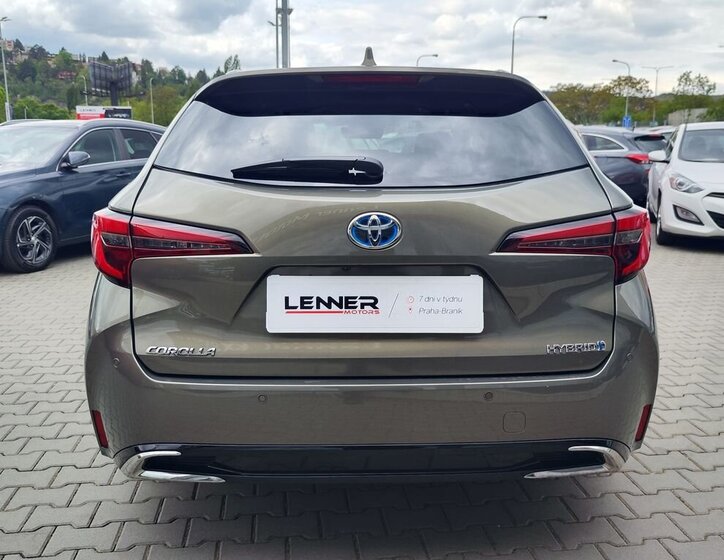 Toyota Corolla Kombi 2,0 l 144 kw