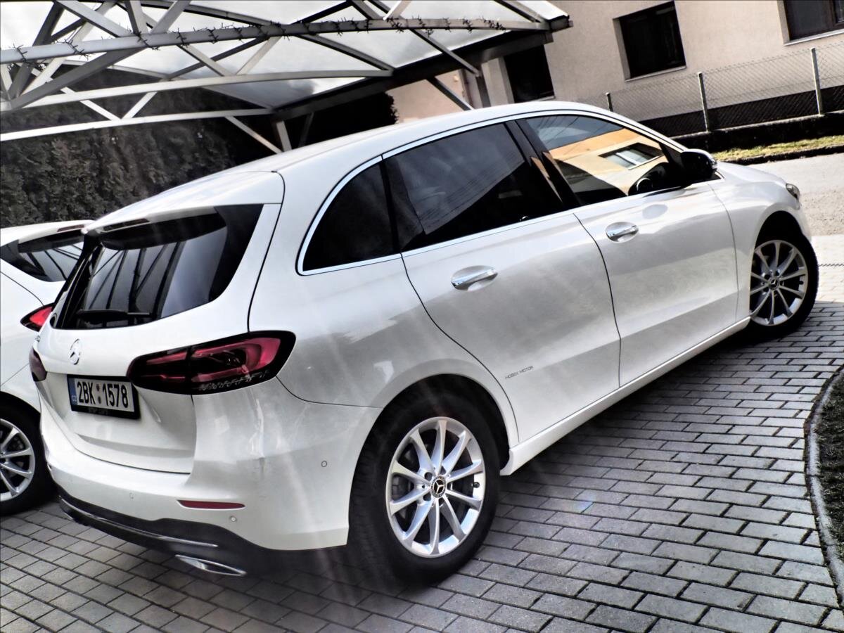 Mercedes-Benz Třídy B Kombi 1,3 l 100 kw