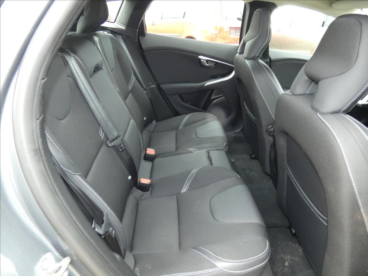 Volvo V40 Hatchback 2,0 l 88 kw