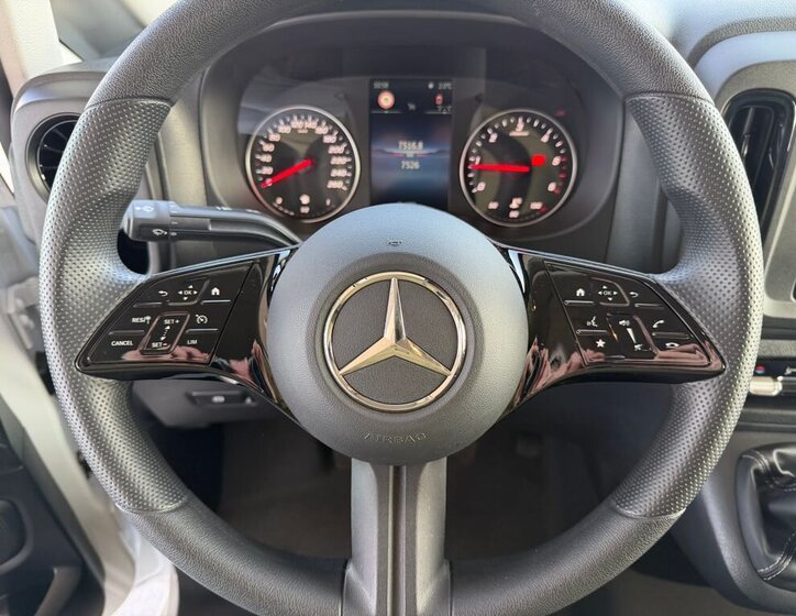 Mercedes-Benz Vito VAN-Minibus 2,0 l 100 kw