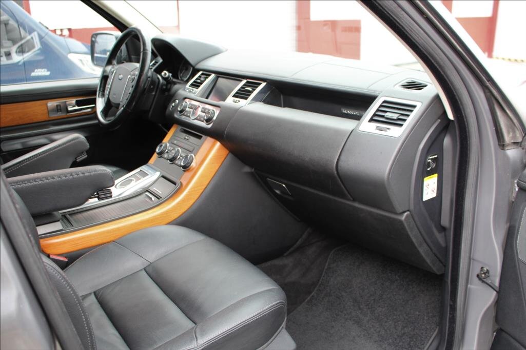 Land Rover Range Rover Sport SUV / Terénní 3,0 l 188 kw