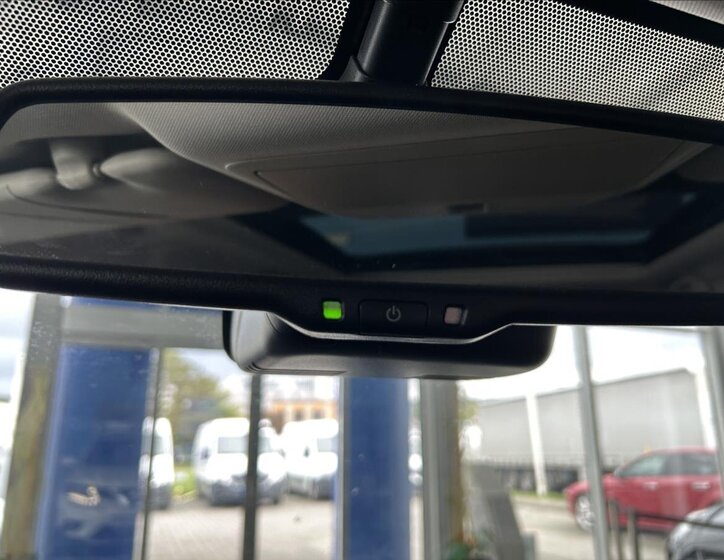 Nissan X-Trail SUV / Terénní 2,0 l 130 kw