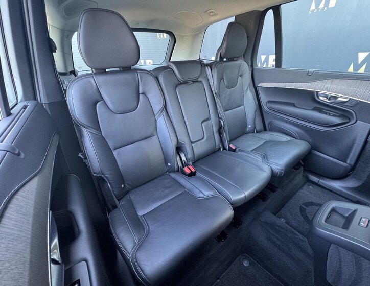 Volvo XC90 SUV / Terénní 2,0 l 173 kw