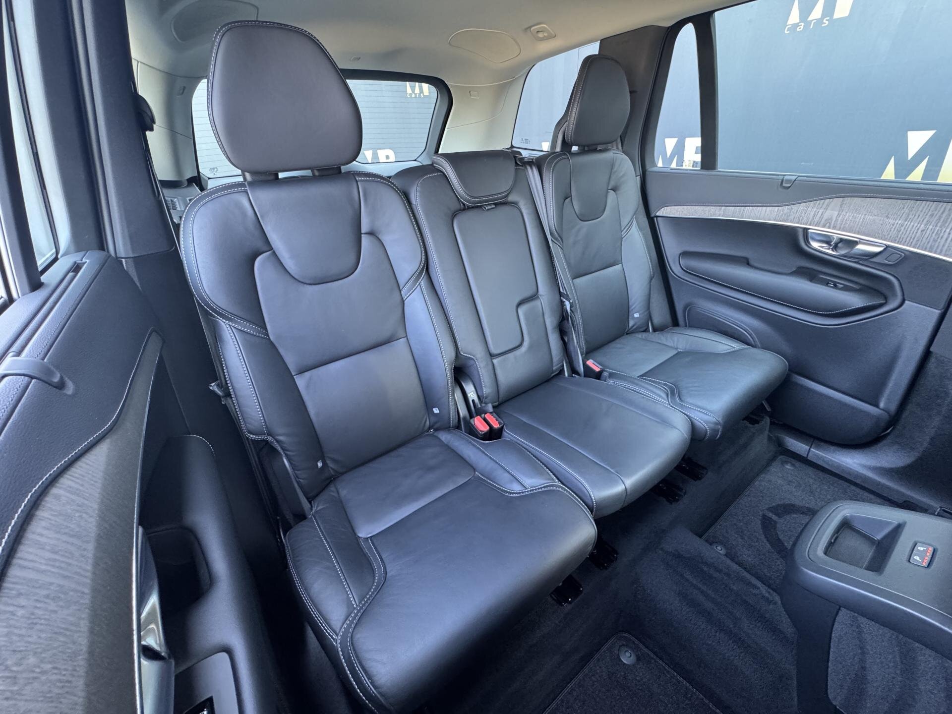 Volvo XC90 SUV / Terénní 2,0 l 173 kw