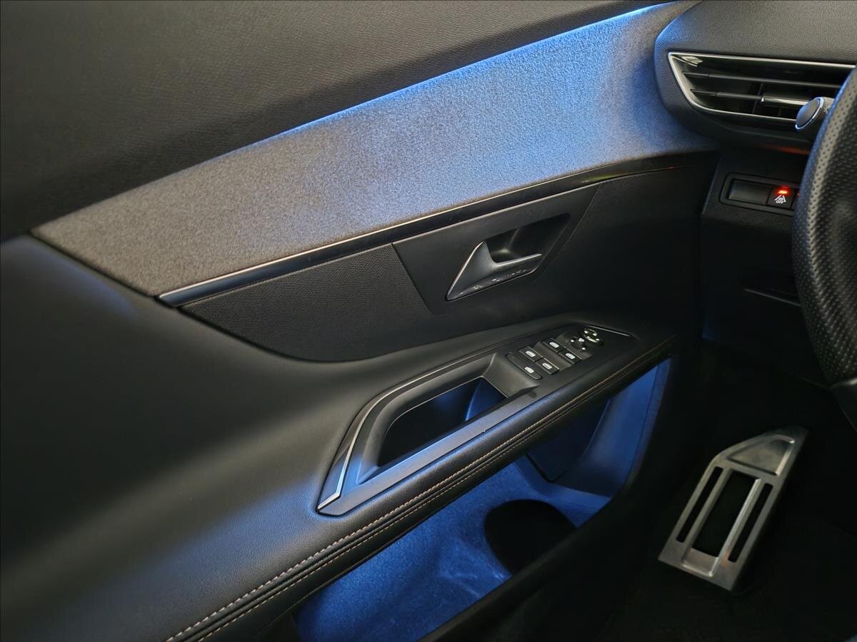 Peugeot 5008 MPV 1,6 l 133 kw