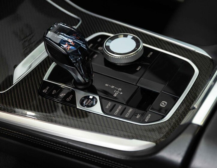 BMW X5 SUV / Terénní 4,4 l 390 kw