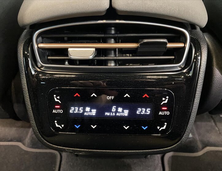 Mercedes-Benz EQS SUV / Terénní 0,0 330 kw