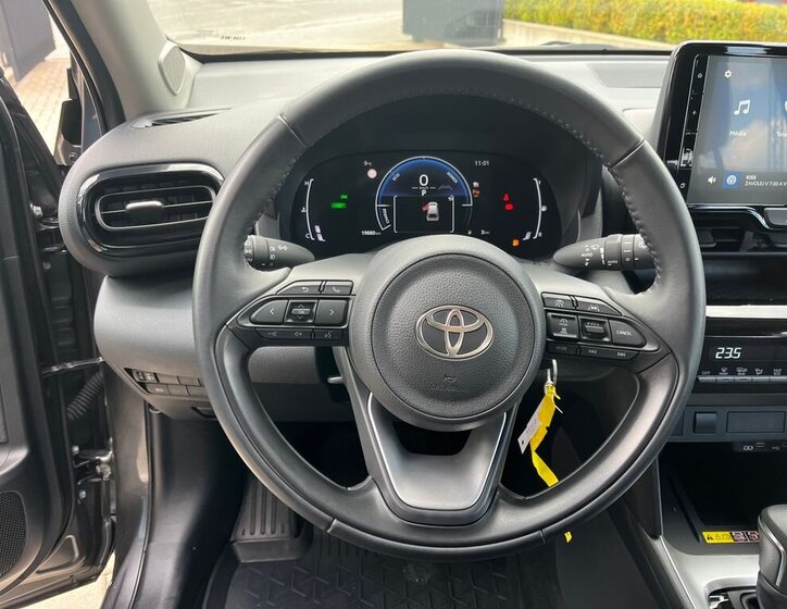 Toyota Yaris Cross SUV / Terénní 1,5 l 68 kw