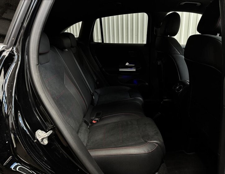 Mercedes-Benz GLA SUV / Terénní 2,0 l 110 kw