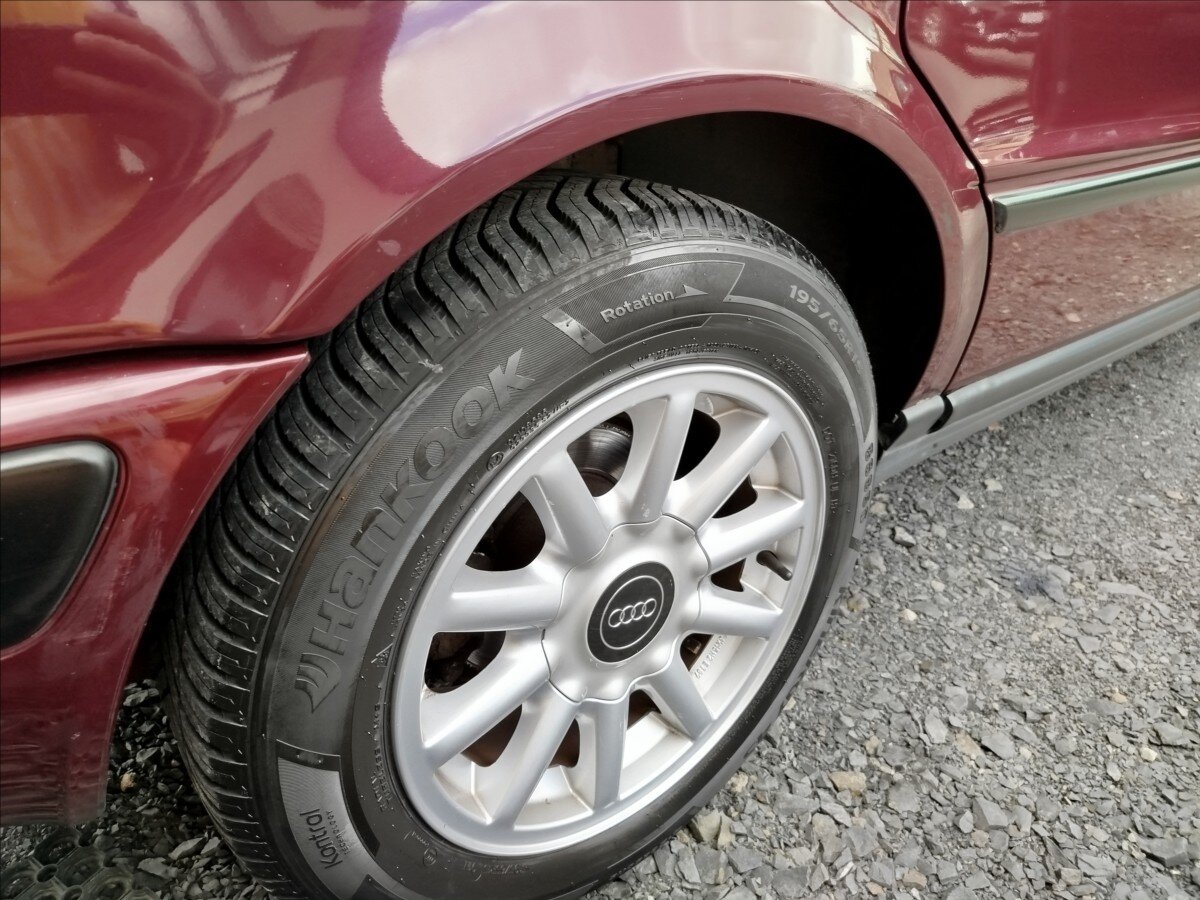 Audi 80 Sedan / Limuzína 2,0 l 66 kw