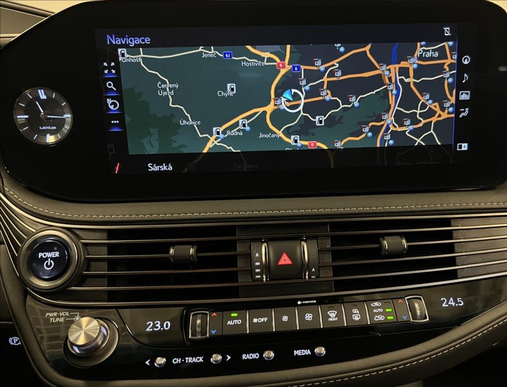 Lexus LS 500h Sedan 3,5 l 264 kw