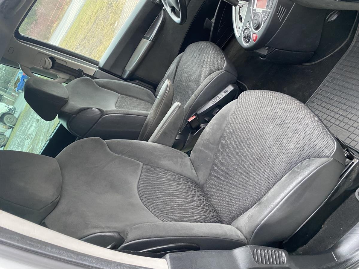 Citroën C8 Kombi 2,0 l 120 kw