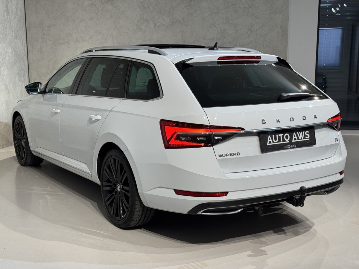 Škoda Superb Kombi 1,4 l 160 kw