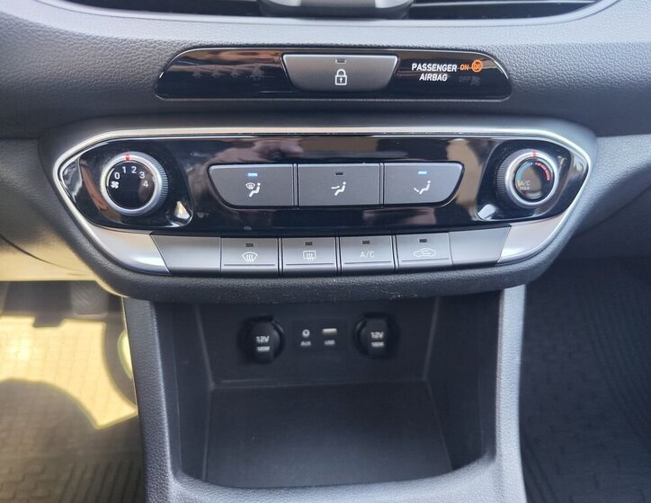 Hyundai i30 Kombi 1,4 l 103 kw