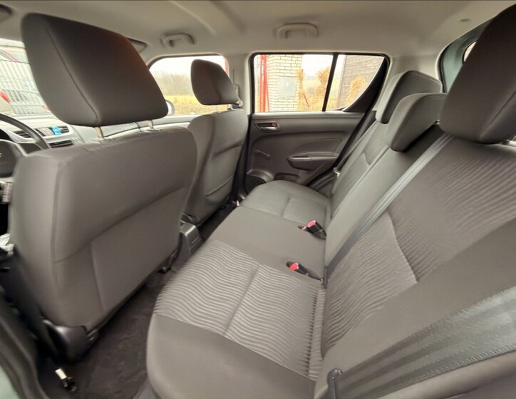 Suzuki Swift Hatchback 1,2 l 69 kw