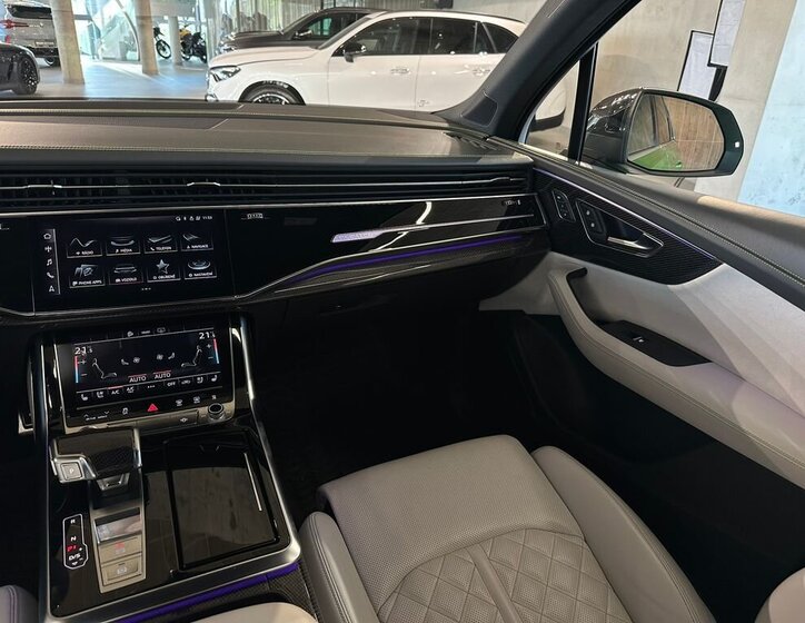 Audi SQ7 SUV / Terénní 4,0 l 373 kw