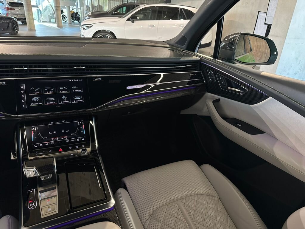 Audi SQ7 SUV / Terénní 4,0 l 373 kw
