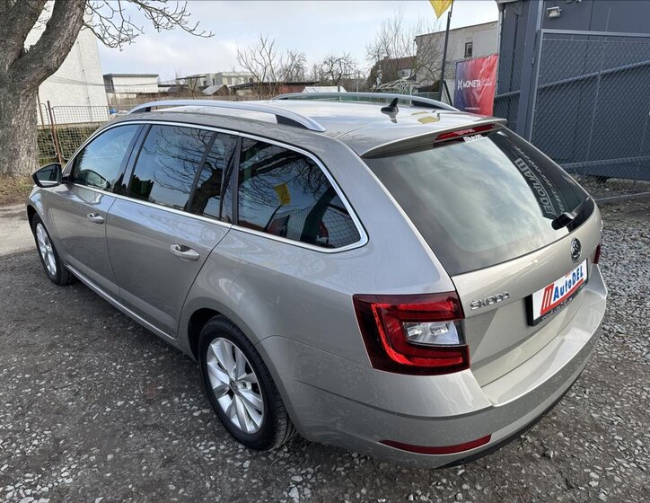 Škoda Octavia Kombi 1,5 l 110 kw