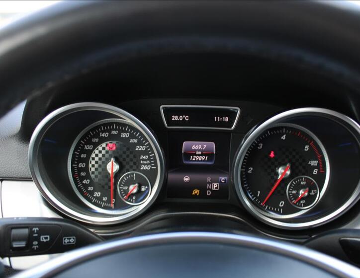 Mercedes-Benz GLE 17