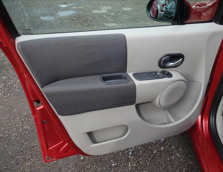 Renault Modus Hatchback 1,5 l 60 kw