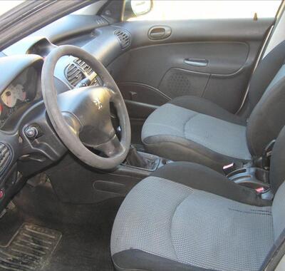 Peugeot 206 8