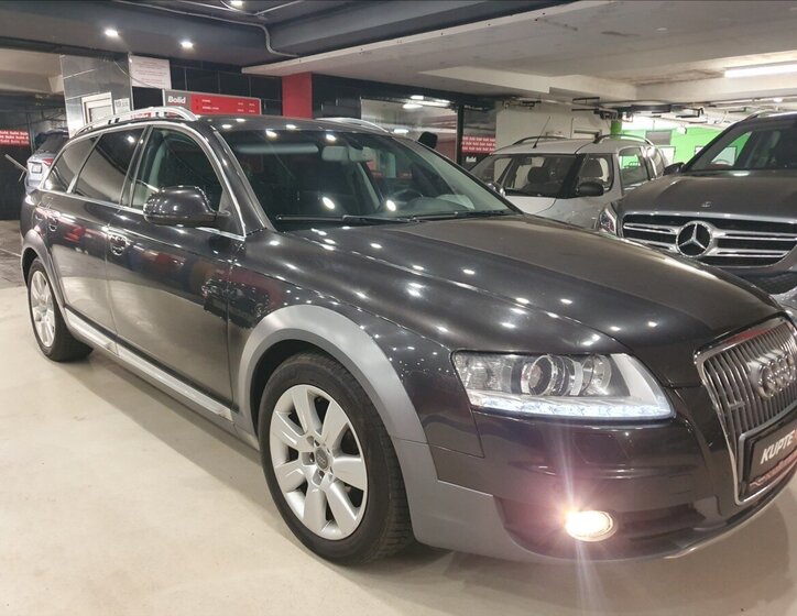 Audi A6 Allroad Kombi 3,0 l 176 kw