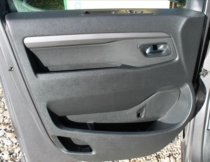 Citroën SpaceTourer MPV 2,0 l 110 kw