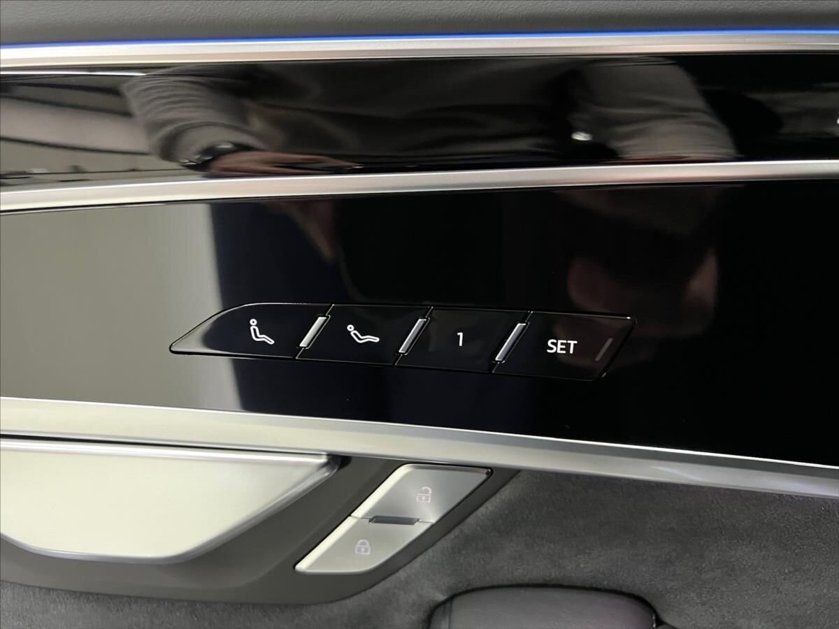 Audi S8 Ostatní 4,0 l 420 kw