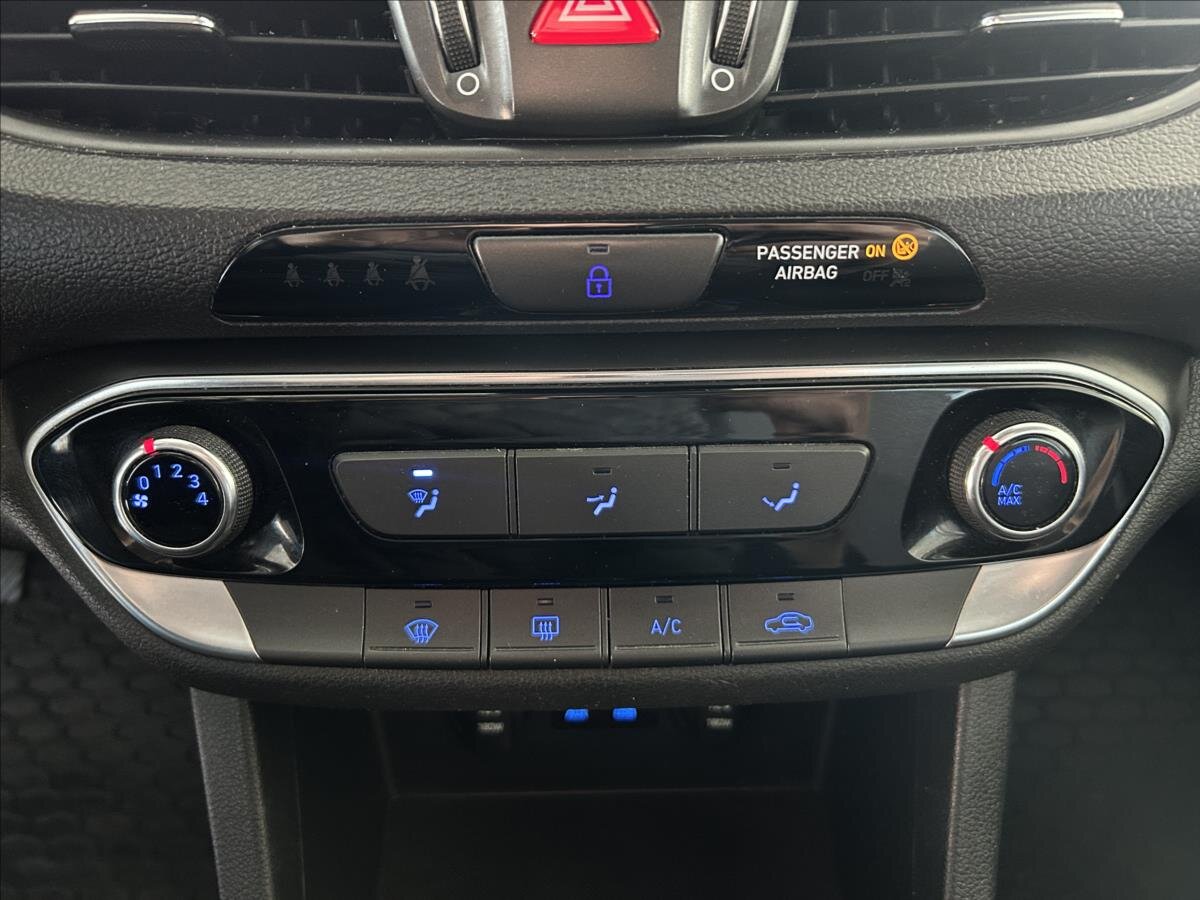 Hyundai i30 Kombi 998,0 88 kw