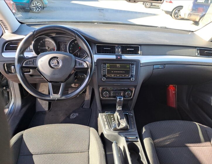 Škoda Superb Kombi 2,0 l 103 kw