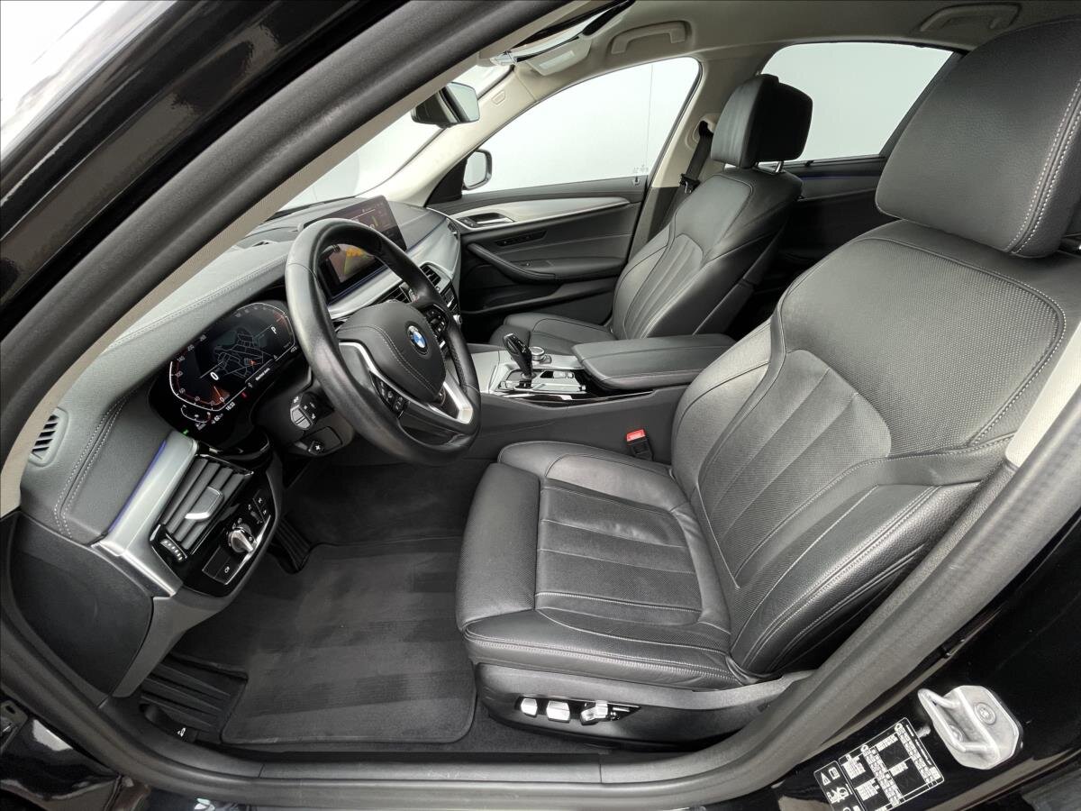 BMW Řada 5 Sedan 3,0 l 250 kw