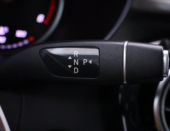 Mercedes-Benz GLC 23