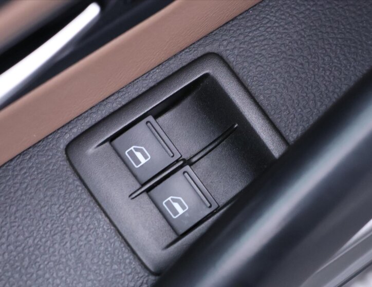 Volkswagen Scirocco Hatchback 2,0 l 103 kw