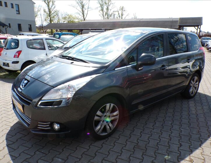Peugeot 5008 Kombi 1,6 l 115 kw