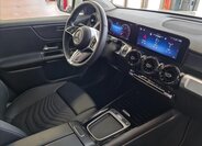 Mercedes-Benz GLB 18