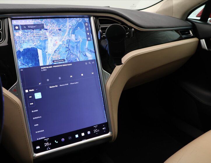 Tesla Model S Sedan / Limuzína 0,0 193 kw