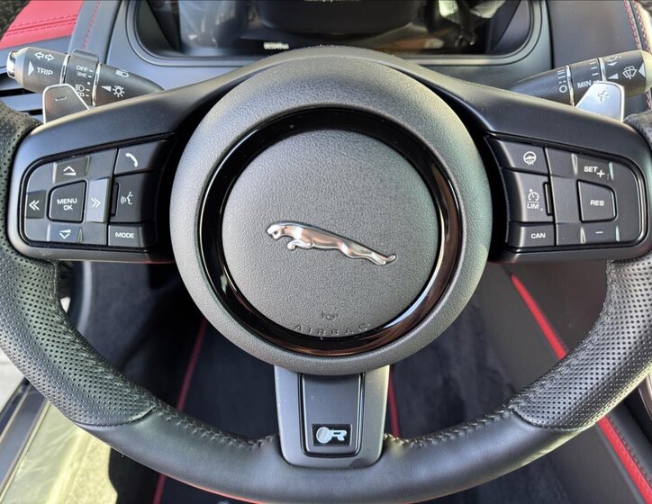 Jaguar F-Type Kabriolet 5,0 l 423 kw