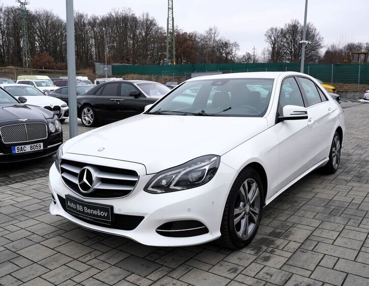 Mercedes-Benz Třídy E Sedan 2,1 l 125 kw