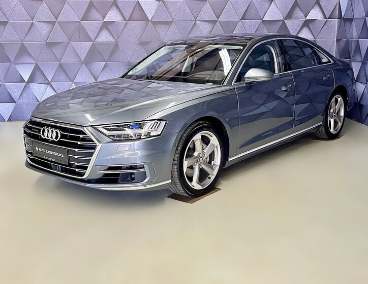 Audi A8 Sedan / Limuzína 3,0 l 210 kw