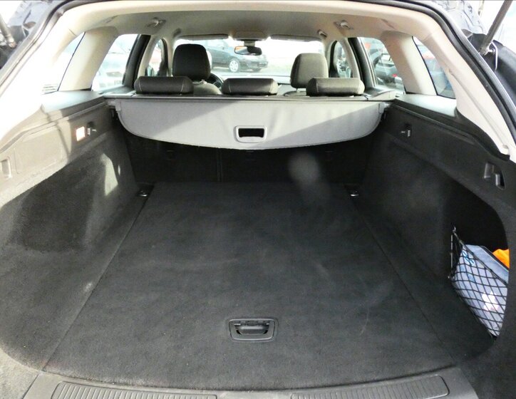 Opel Insignia Kombi 1,6 l 81 kw