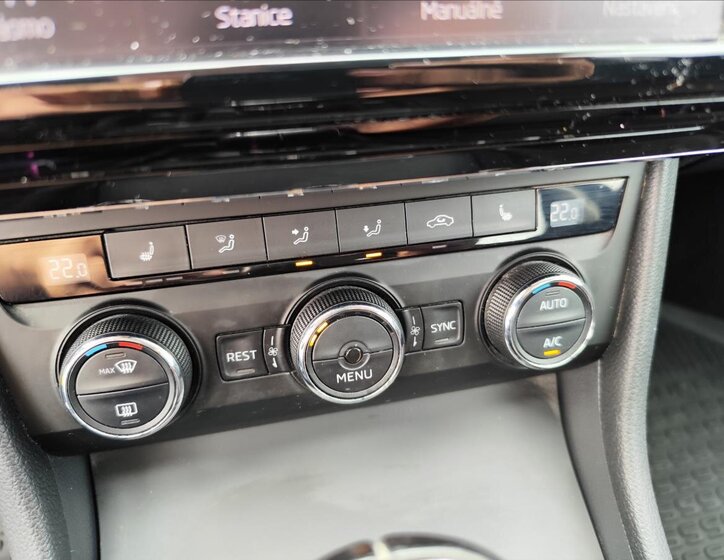 Škoda Superb Sedan / Limuzína 1,4 l 92 kw