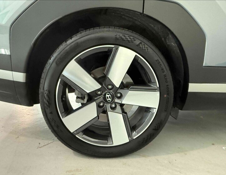 Hyundai Santa Fe SUV 1,6 l 158 kw