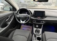 Hyundai i30 16