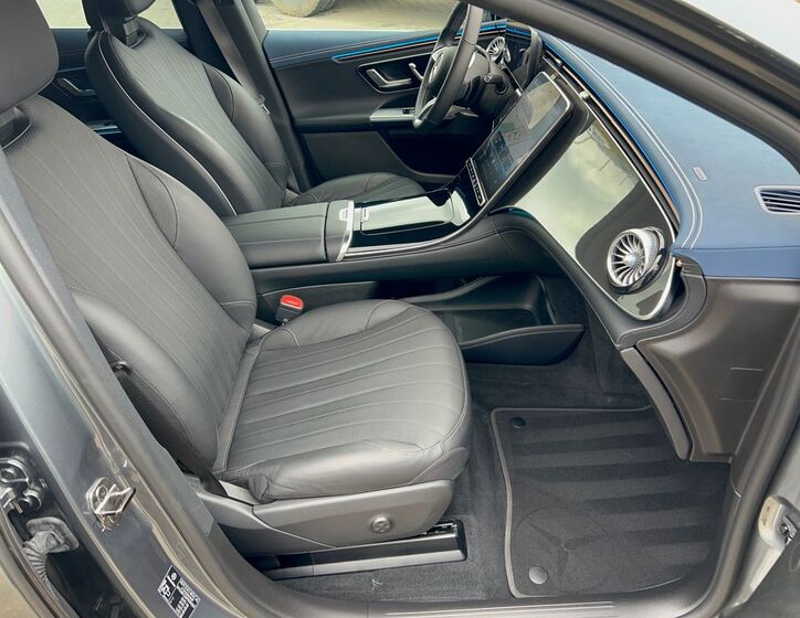 Mercedes-Benz EQE 10