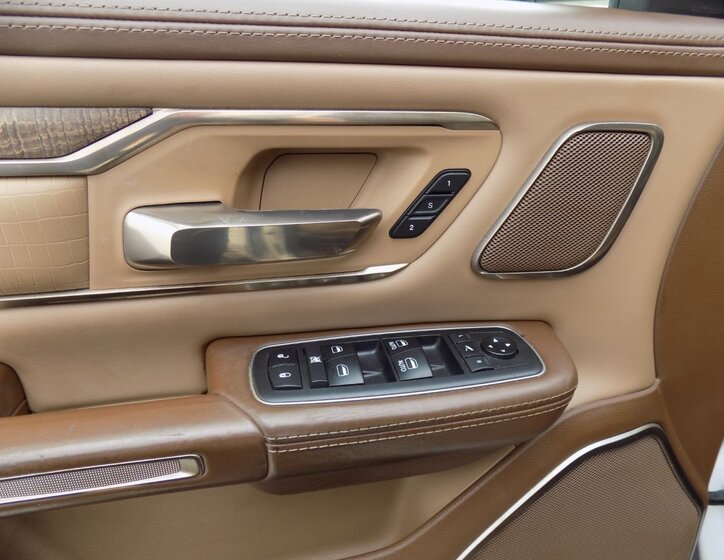 Dodge RAM Pick-up 5,7 l 295 kw