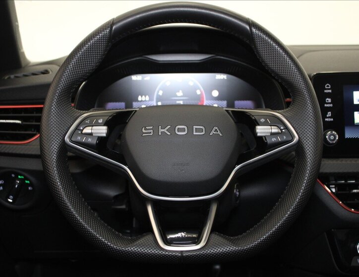 Škoda Scala Hatchback 1,5 l 110 kw