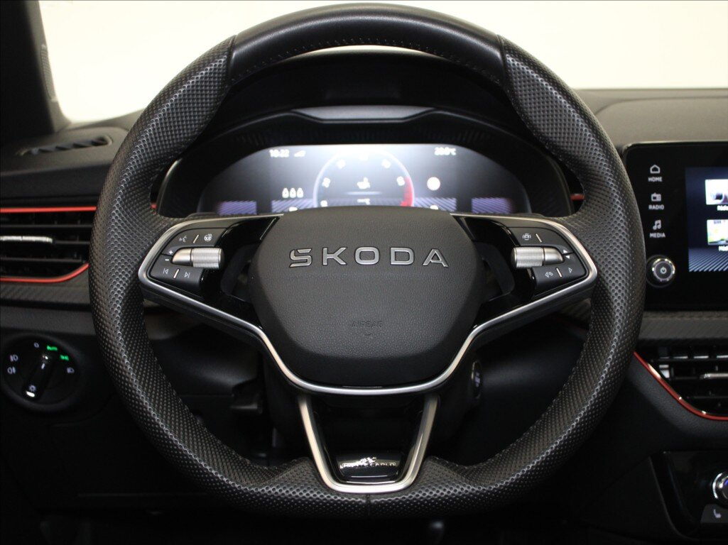 Škoda Scala Hatchback 1,5 l 110 kw