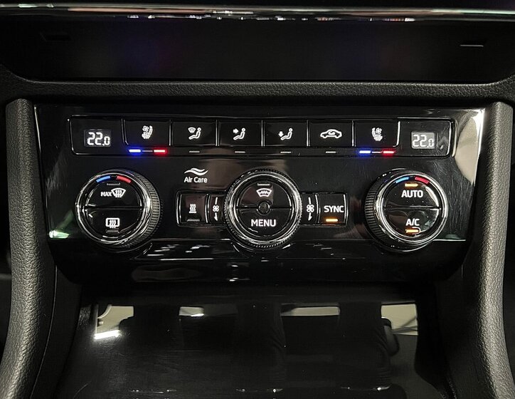 Škoda Superb Kombi 2,0 l 140 kw